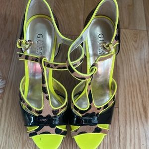 Guess black/neon green patent leather platform stilletos